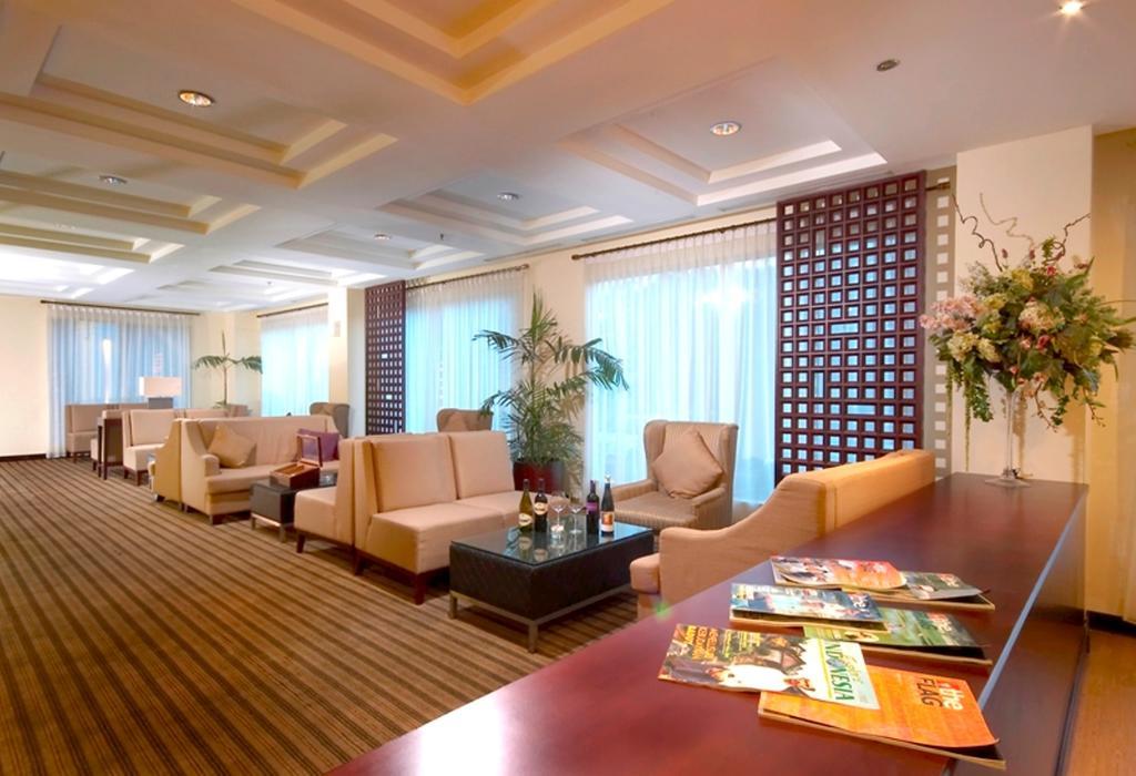 Hotel Gran Puri Manado Eksteriør billede