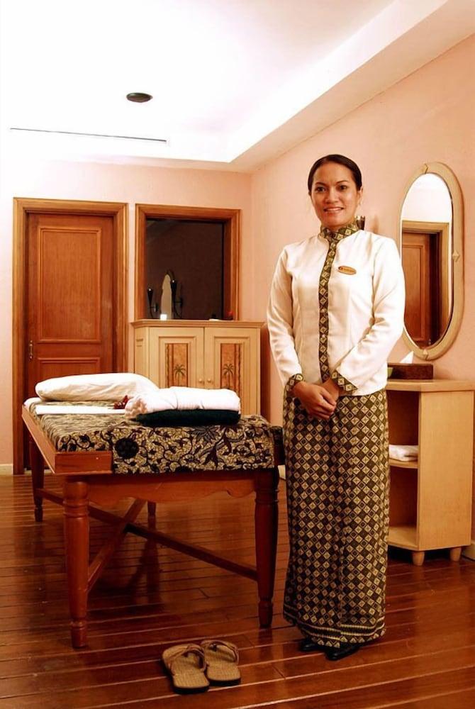 Hotel Gran Puri Manado Eksteriør billede